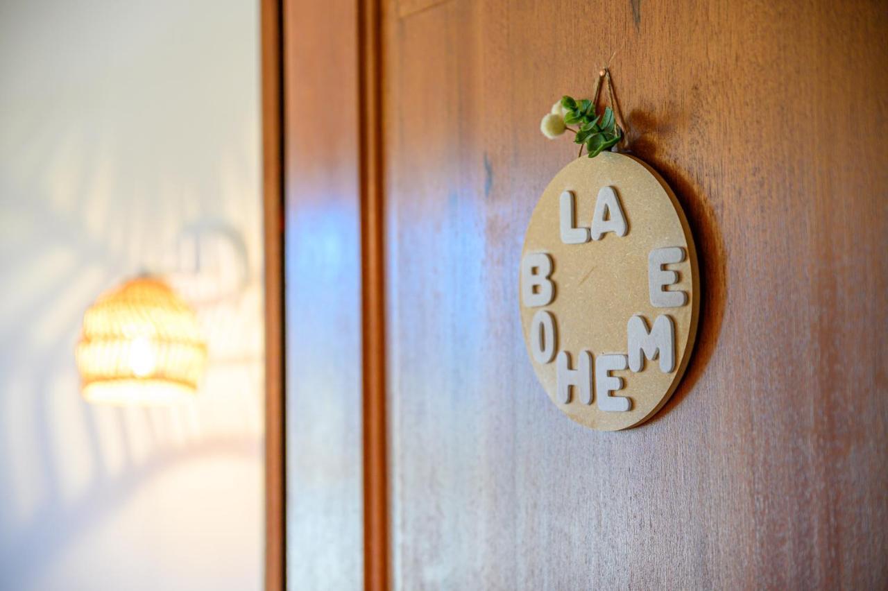 Le Mas De La Source Bed & Breakfast มูแฌ็ง ภายนอก รูปภาพ